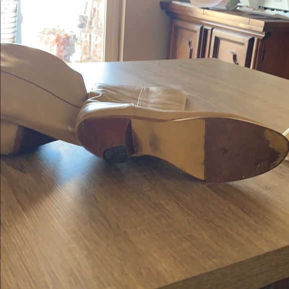 Frye brand tan leather calf boots - Picture 5 of 6